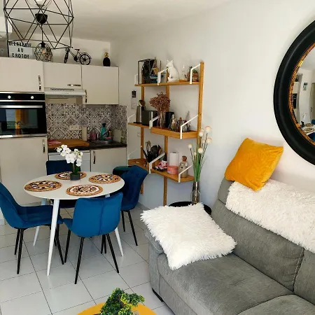 Dantin Laurent Semesterbostad *